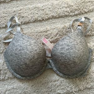 BRAND NEW WITH TAGS! Pink t-shirt bra